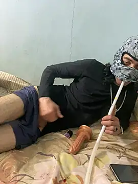 Snapshot of Rafik88xx chatting on February 12, 2026, 11:04 pm Rafik88xx online show from February 12, 2026, 11:04 pm