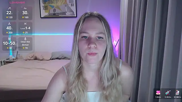 Snapshot of annabel8 chatting on December 5, 2024, 8:28 pm annabel8 online show from December 5, 2024, 8:28 pm