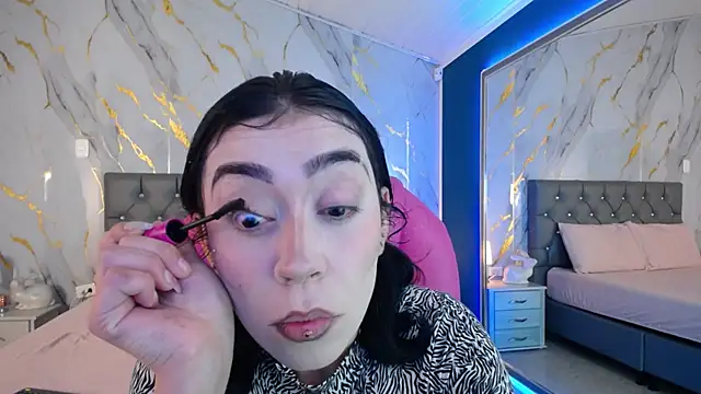 Julieta De Los Angeles online show from February 21, 2025, 3:56 am