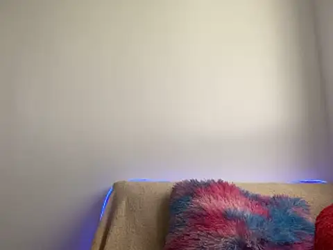 liaqueen610 online show from May 14, 2026, 8:06 pm