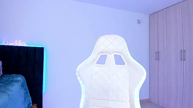 liaqueen610 online show from March 7, 2025, 3:51 am