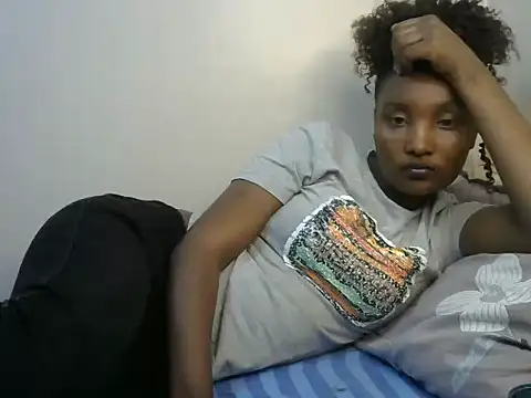 StacyGee24 online show from October 16, 2025, 5:21 pm