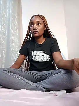 StacyGee24 online show from May 2, 2026, 1:05 pm
