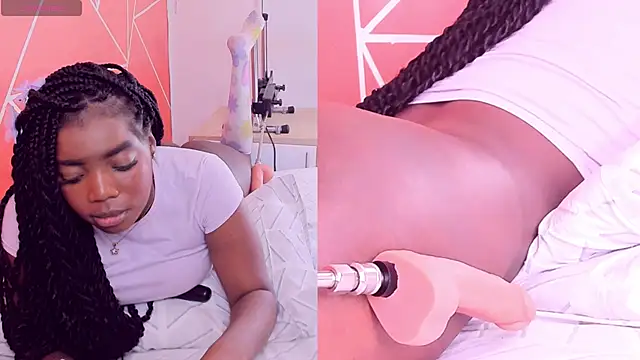 zoeethompson cm online show from March 19, 2025, 5:28 pm