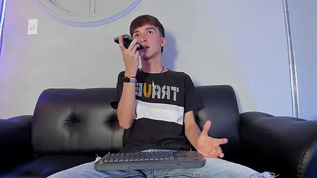 Jake evans online show from May 7, 2026, 3:15 pm