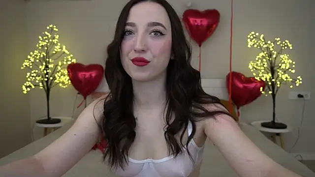 Snapshot of MonAmourrrR chatting on February 14, 2025, 7:17 am MonAmourrrR online show from February 14, 2025, 7:17 am