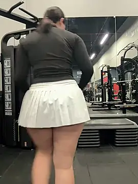 zui lu online show from February 25, 2025, 5:08 am