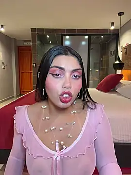 Snapshot of zui_lu chatting on April 13, 2026, 1:42 am zui lu online show from April 13, 2026, 1:42 am