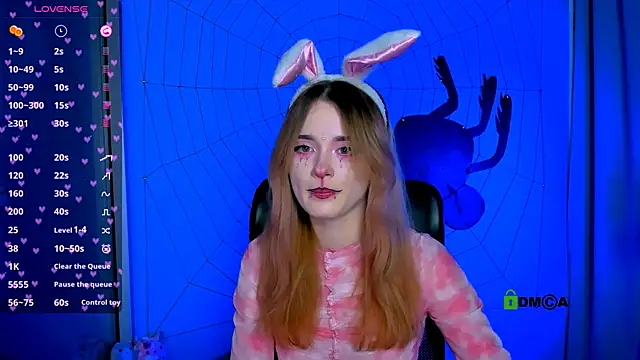 liana kisses online show from October 21, 2025, 7:46 pm