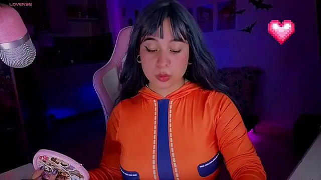 Snapshot of FernandaOrtegaaa chatting on April 5, 2026, 12:06 am FernandaOrtegaaa online show from April 5, 2026, 12:06 am