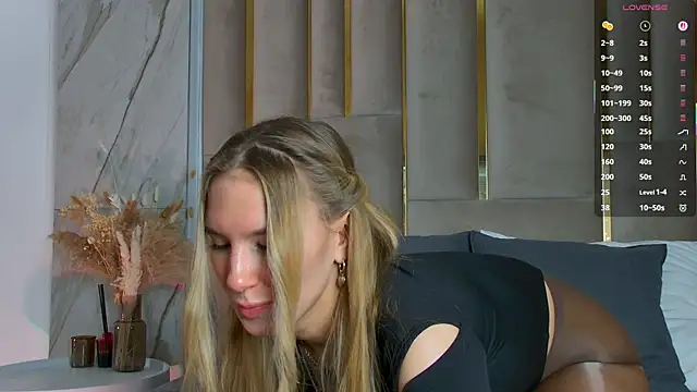 LeslieMines online show from January 16, 2026, 5:55 am