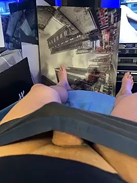 MatthewEmme online show from February 21, 2026, 12:01 am