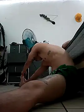 Snapshot of culitotragon24 chatting on October 2, 2025, 7:56 am culitotragon24 online show from October 2, 2025, 7:56 am