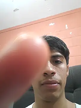 Snapshot of culitotragon24 chatting on January 23, 2025, 4:30 am culitotragon24 online show from January 23, 2025, 4:30 am