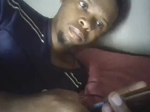 Cummingking025 online show from October 3, 2025, 9:22 am