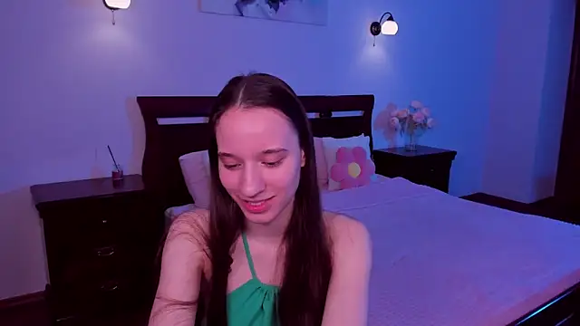 Snapshot of StaceySunny chatting on April 3, 2026, 5:30 pm StaceySunny online show from April 3, 2026, 5:30 pm