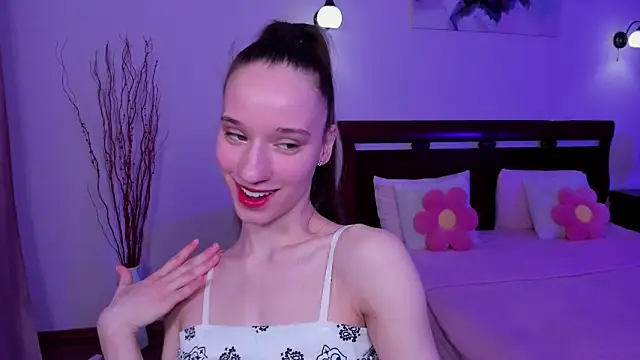 Snapshot of StaceySunny chatting on March 4, 2026, 5:10 pm StaceySunny online show from March 4, 2026, 5:10 pm