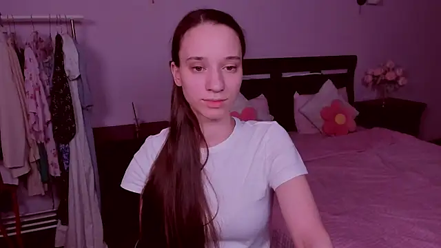 Snapshot of StaceySunny chatting on February 3, 2026, 5:07 pm StaceySunny online show from February 3, 2026, 5:07 pm