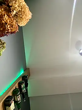 Jasmine urPrincess online show from November 17, 2025, 5:22 am