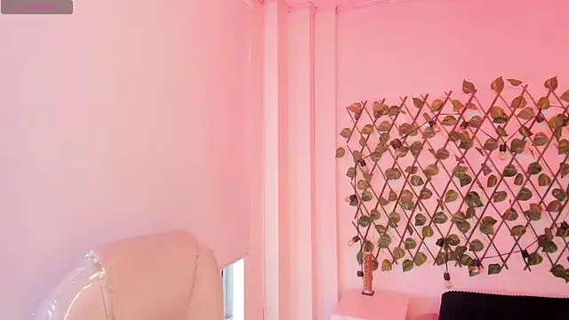 Violeta dss online show from October 25, 2025, 1:01 pm