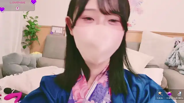 Snapshot of Conatsu chatting on September 14, 2025, 12:05 pm Conatsu online show from September 14, 2025, 12:05 pm