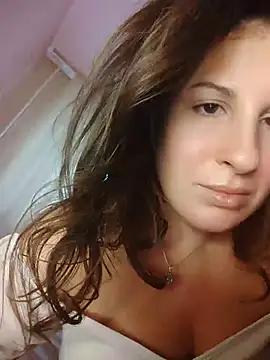 Miss Mia 5 online show from August 9, 2026, 3:18 pm