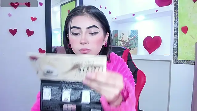 Snapshot of Bonnye_star chatting on February 17, 2026, 11:57 pm Bonnye star online show from February 17, 2026, 11:57 pm