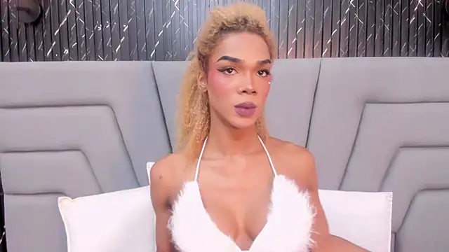 NaomiSteward online show from November 18, 2025, 11:13 am