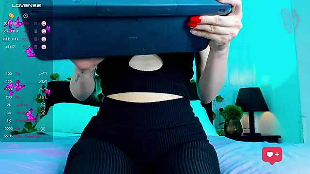 Snapshot of Staicy_Nasty chatting on February 17, 2025, 5:14 am Staicy Nasty online show from February 17, 2025, 5:14 am