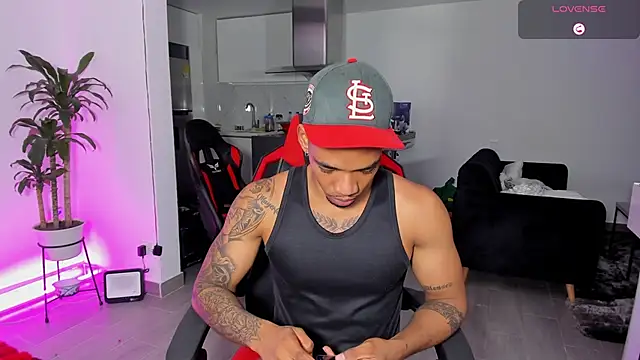 TROYWESLY- online show from November 5, 2025, 11:41 pm