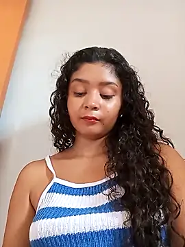 heleny901 online show from February 22, 2026, 4:41 pm