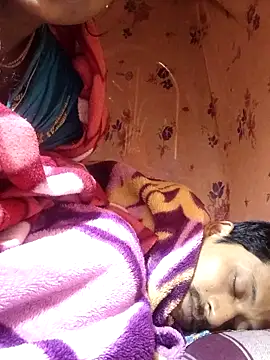 Snapshot of DARK_WINE_ chatting on December 2, 2025, 10:00 pm DARK WINE online show from December 2, 2025, 10:00 pm