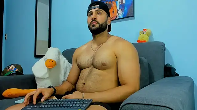 Snapshot of ETHAN_ROX chatting on February 6, 2025, 8:13 pm ETHAN ROX online show from February 6, 2025, 8:13 pm