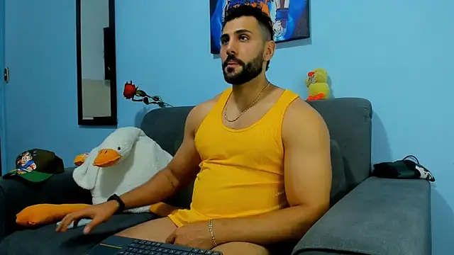 Snapshot of ETHAN_ROX chatting on February 1, 2025, 12:18 am ETHAN ROX online show from February 1, 2025, 12:18 am
