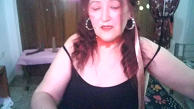SabrinaXlovess online show from June 30, 2026, 5:35 pm