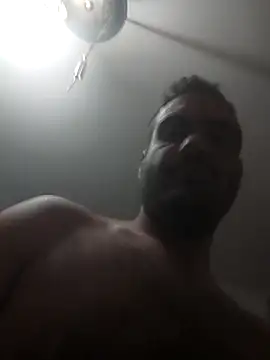 skrigul12 online show from March 31, 2026, 11:51 pm