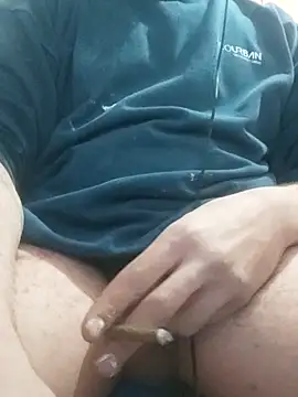 Snapshot of skrigul12 chatting on February 2, 2026, 7:13 pm skrigul12 online show from February 2, 2026, 7:13 pm