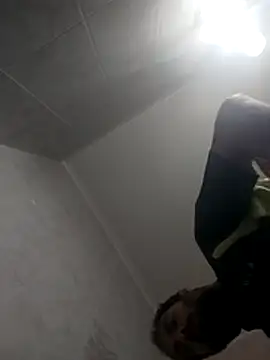 skrigul12 online show from October 29, 2025, 7:24 pm