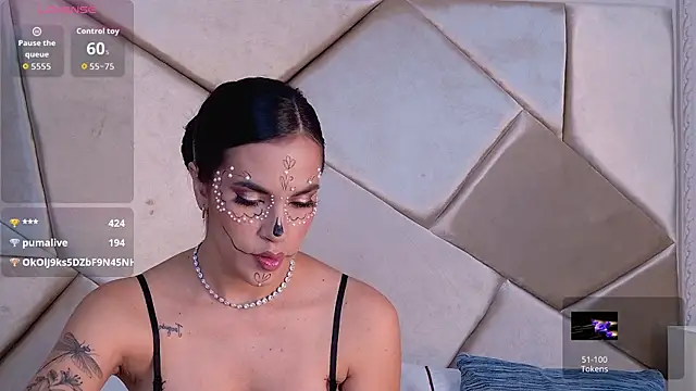 Camille Torres online show from November 1, 2025, 2:55 pm