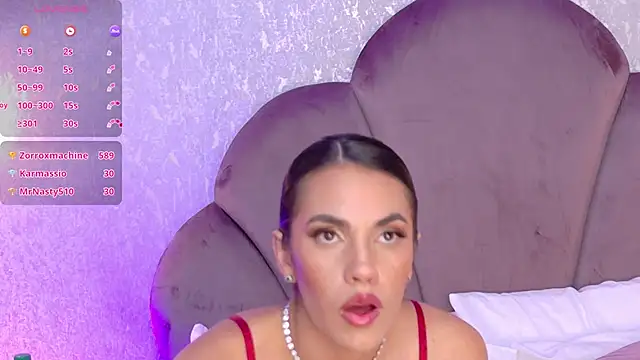 Camille Torres online show from November 26, 2025, 3:01 pm