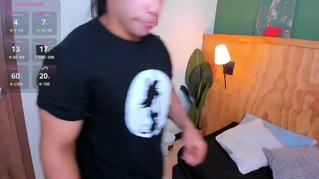 jacob-coper online show from November 7, 2025, 3:11 am