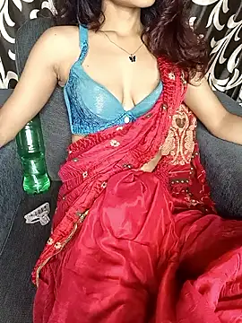 Snapshot of REVA_DARLING chatting on September 12, 2025, 2:55 am REVA DARLING online show from September 12, 2025, 2:55 am