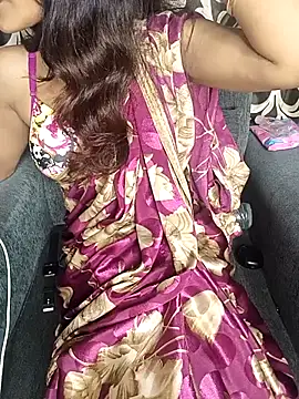 Snapshot of REVA_DARLING chatting on September 17, 2025, 6:26 am REVA DARLING online show from September 17, 2025, 6:26 am