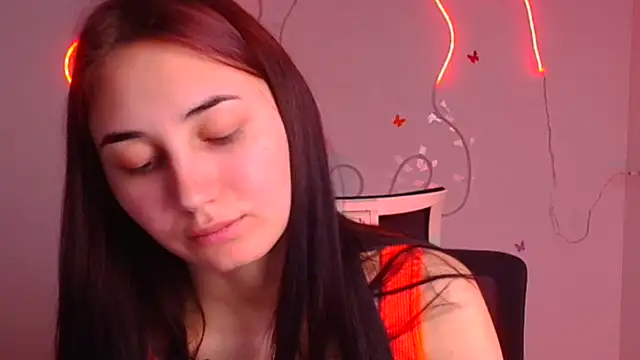 Snapshot of Jennifer_Blum chatting on March 8, 2025, 9:28 am Jennifer Blum online show from March 8, 2025, 9:28 am