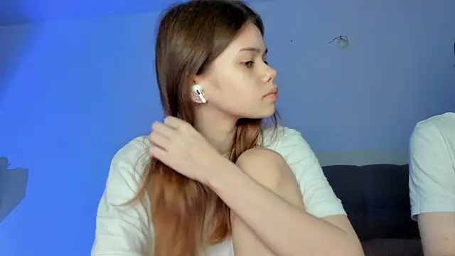 chansetolove online show from November 21, 2025, 6:56 am