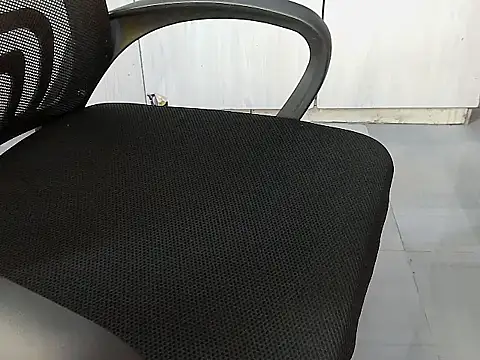 Destiny Desire online show from October 15, 2025, 8:06 pm