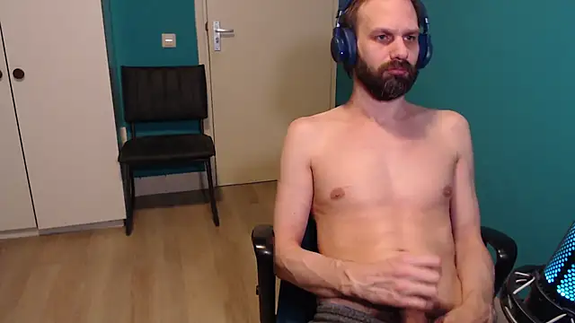 Snapshot of DreamyVibes chatting on March 18, 2025, 12:28 pm DreamyVibes online show from March 18, 2025, 12:28 pm