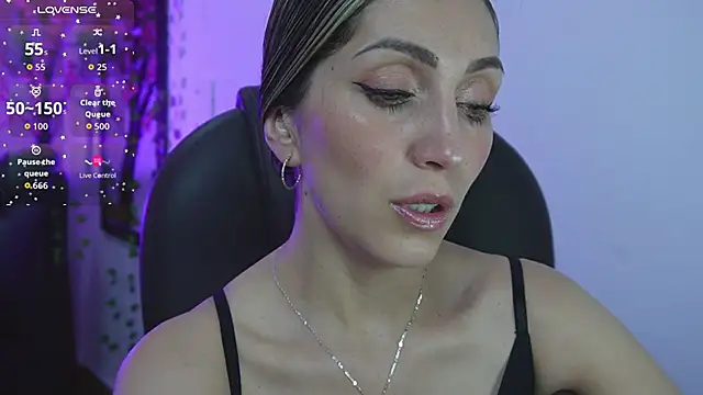 anny sweet72 online show from May 29, 2026, 11:49 am