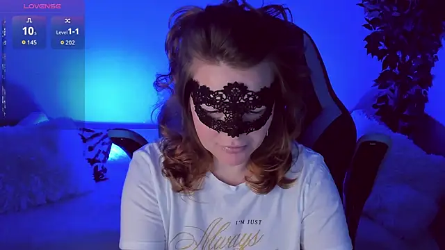 Sexy-Housewife online show from October 16, 2025, 7:22 pm