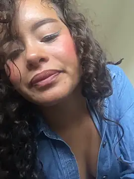 Snapshot of Marie_Rose chatting on October 3, 2025, 7:37 pm Marie Rose online show from October 3, 2025, 7:37 pm